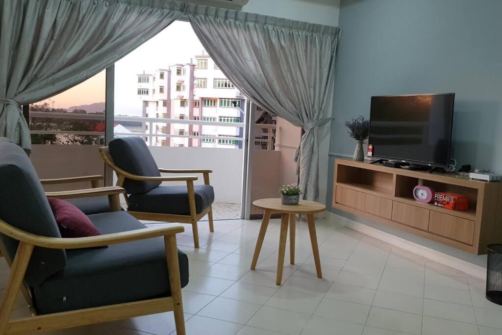 Apartment 2. Luxury Kristal 2 丹绒亚路高級市中心住宅