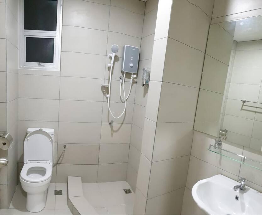 2. Luxury Kristal 2 丹绒亚路高級市中心住宅 Apartment Kapayan